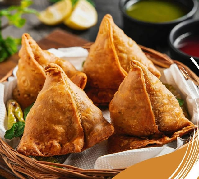 Aloo Samosa.